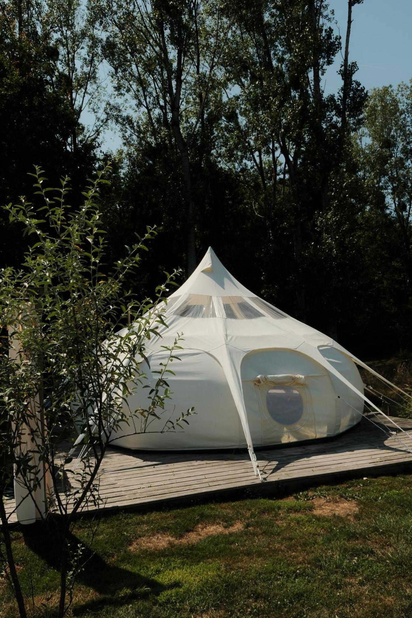 Domaine Des Butineuses Luxuszelt *